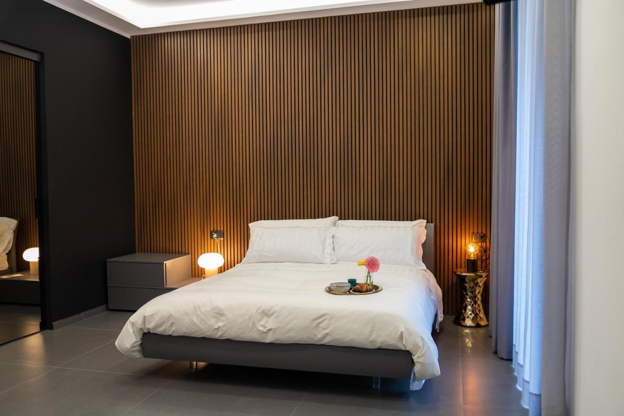 Hart Boutique Hotel Неаполь Экстерьер фото