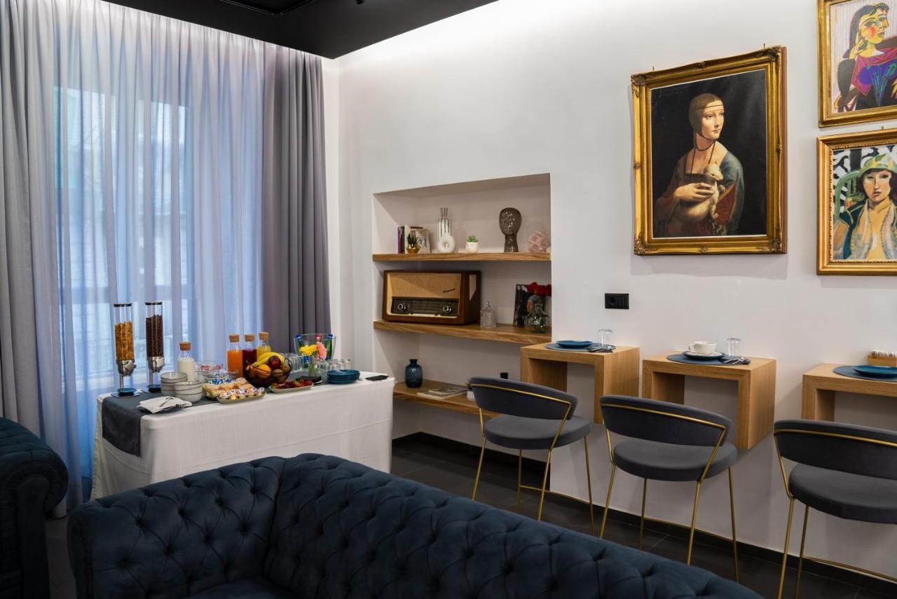Hart Boutique Hotel Неаполь Экстерьер фото
