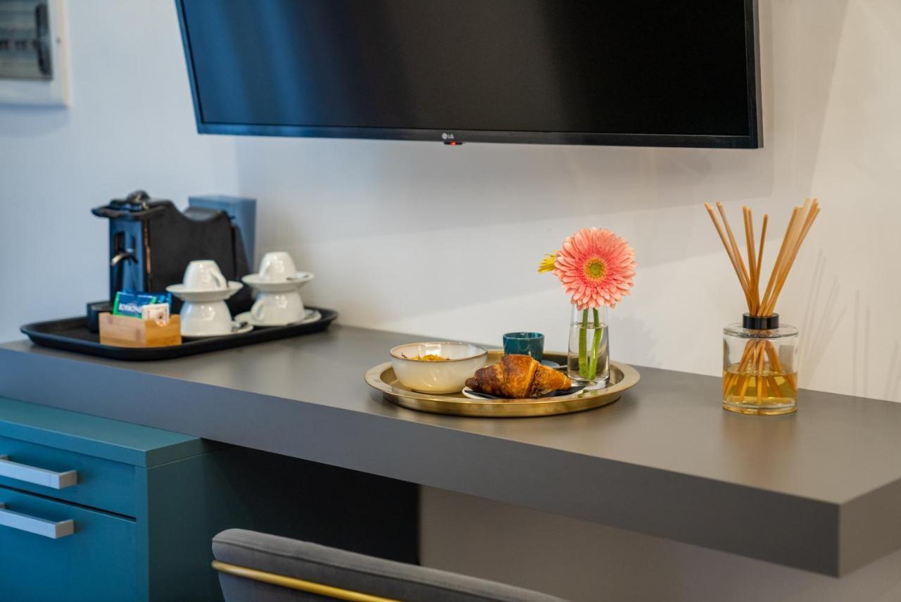 Hart Boutique Hotel Неаполь Экстерьер фото